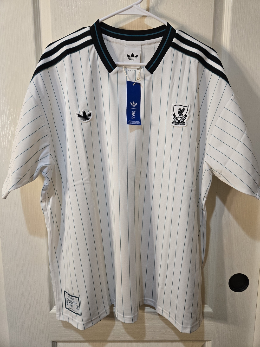 adidas Mens Liverpool Soccer Jersey - Size XL - BNWT